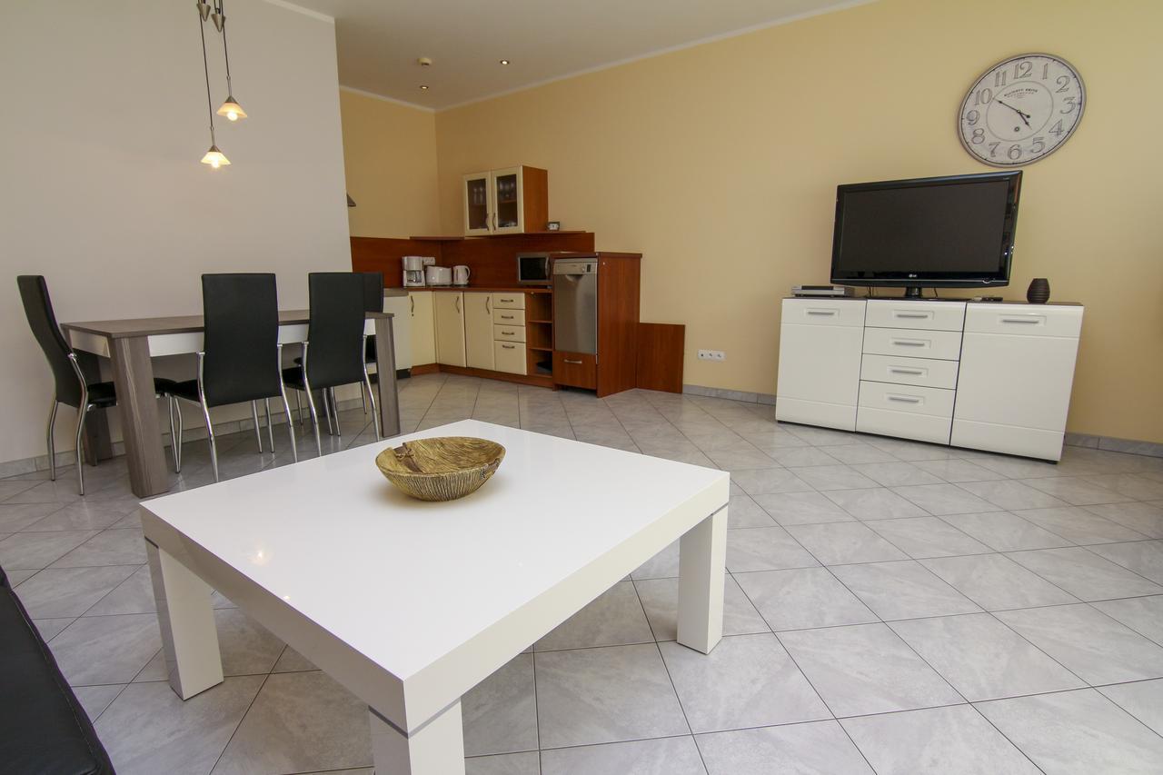 Apartamenty Swinoujscie - Villa Marinos エクステリア 写真